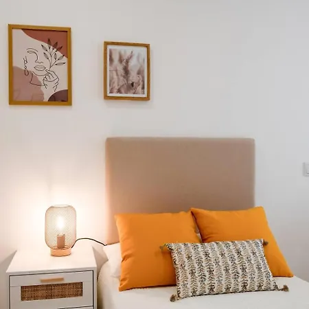 Urban Apartment *
